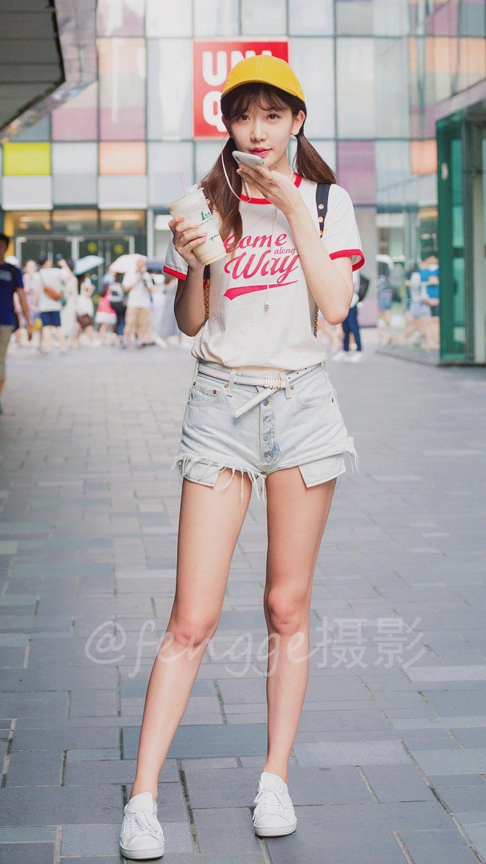 街拍：当街拍遇到网红之最美Showgirl 陈潇睡不醒