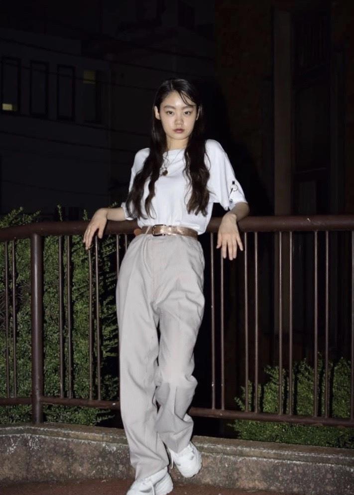 『时髦』不会吧?你还在穿阔腿裤?今年流行的是它!比阔腿裤时髦多了!
