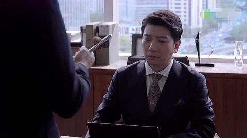 精英律师靳东和谁在一起