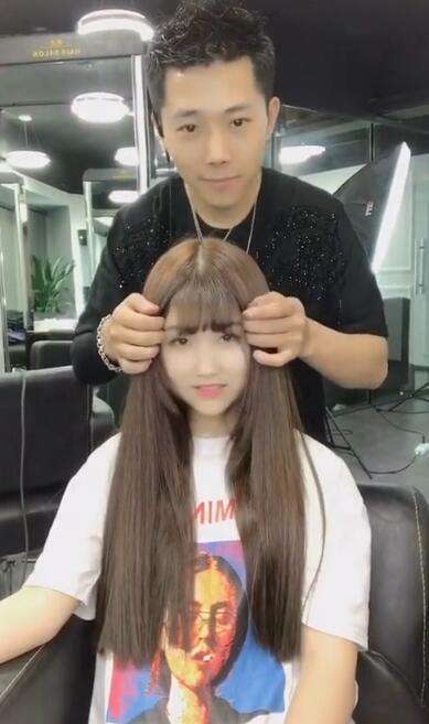 小伙发现一女神欲表白，扒开头发后：对不起认错人了