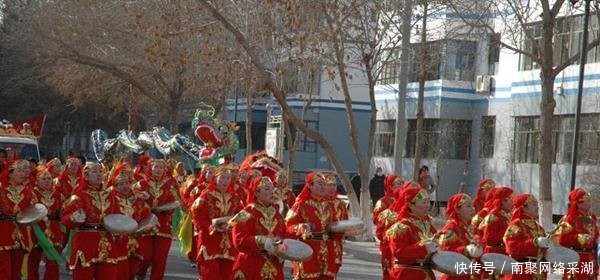 中国面积最大的市辖区, 是上海浦东新区的68倍
