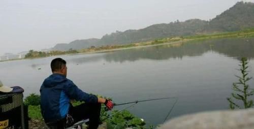  「花钱」花钱、花时间去钓鱼，明显不如买鱼划算，为的是什么？