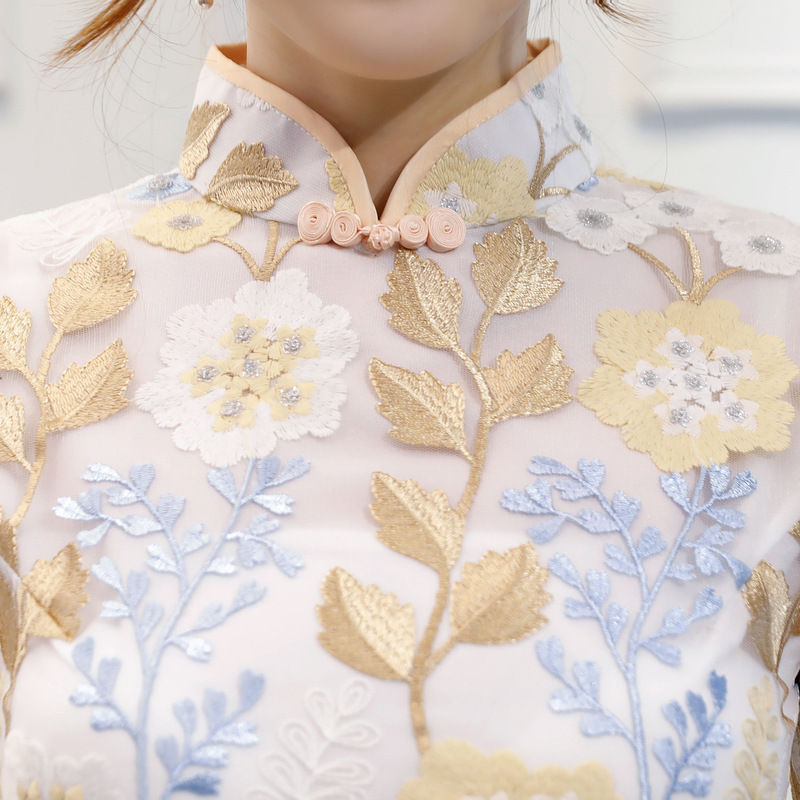 阿姨就服你!这样的旗袍，你居然敢穿去跳舞，不过真的很性感迷人