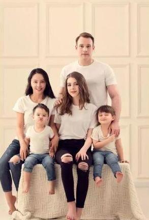 离开了吴奇隆的马雅舒依旧活出了自己的精彩，气质打扮不输刘诗诗