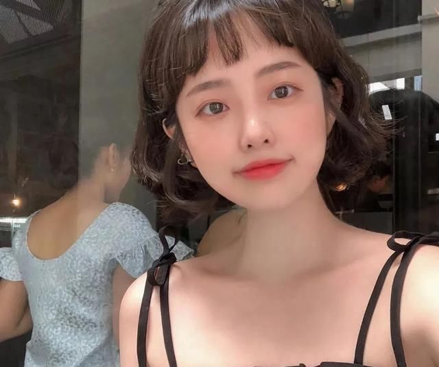  「不到」刘海对女生的改变有多大?你绝对想象不到!!