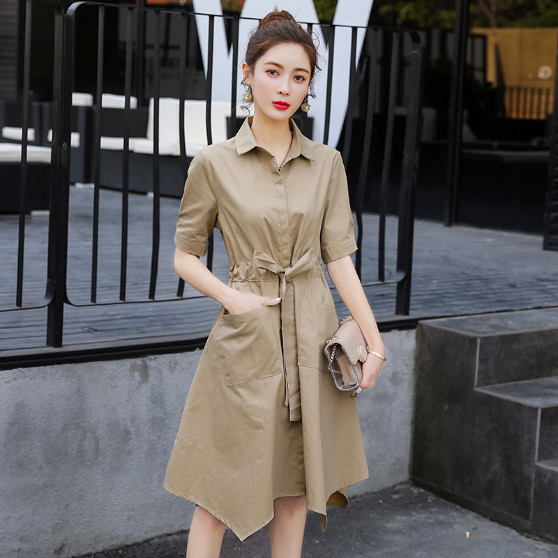 天哪!现在的姑娘太敢穿，衬衣下面不穿裤子，双腿修长身材特曼妙