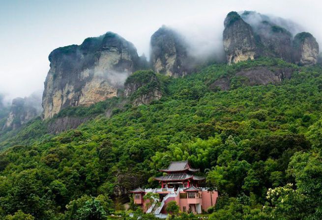 福建有座小黄山，被誉为“闽南第一山”，门票20元却少有人知