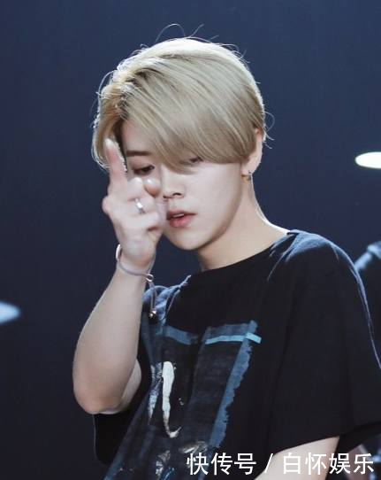 关晓彤鹿晗甜蜜暴击花絮曝光,原来鹿晗私底下