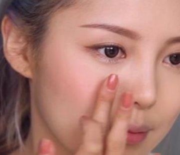 这些“不起眼”化妆品，却受到化妆师们的青睐，超级好用