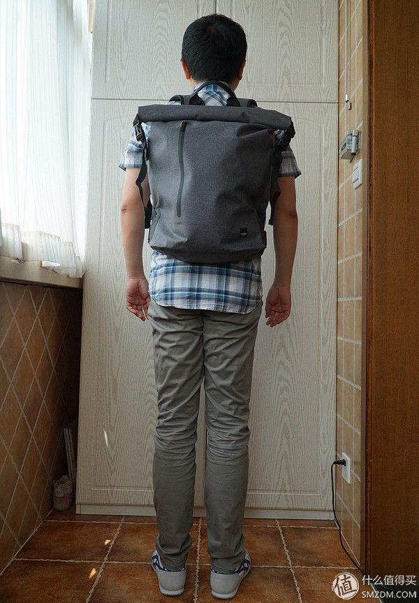 英伦气质的休闲与商务并存--KNOMO CROMWELL克伦威尔卷盖双肩包