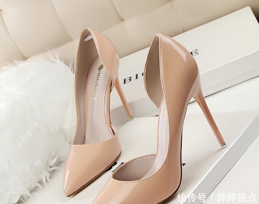  『大方优雅不累脚』刚出炉的新款女鞋单鞋，款款显高舒适又好搭，赶紧走起你的女神范