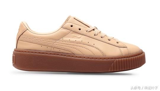 球鞋赶超周杰伦、鹿晗，TFboys王源竟是隐藏的“00后鞋头”！上