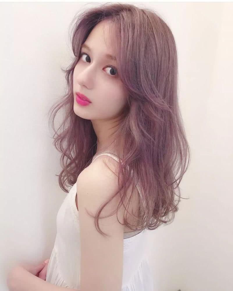 #适合#适合脸型比较圆的清爽发型