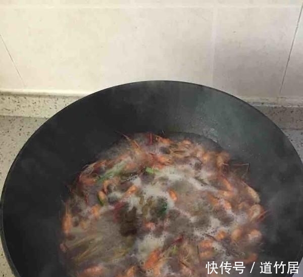  『长寿菜』日本人每天必吃的“长寿菜”，我国产量大却没人吃，含钙比牛奶高