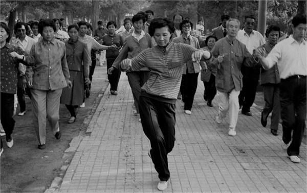 老照片：八十年代的北京旧影，10年一瞬，尽在方寸之间