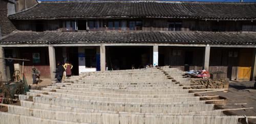 浙江700年石头村，生活用具都是石制品，仿佛回到石器时代！