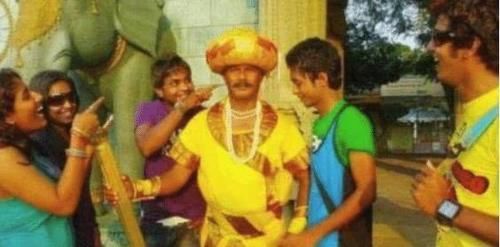 印度最牛保安,纹丝不动守门32年,雇主表示谁让他动悬赏一万元