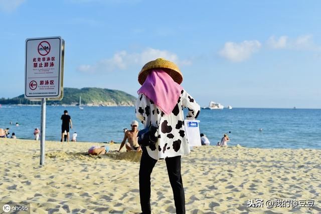 中国唯一热带风情国家级旅游区 号称天下第一湾 外国人比中国人多