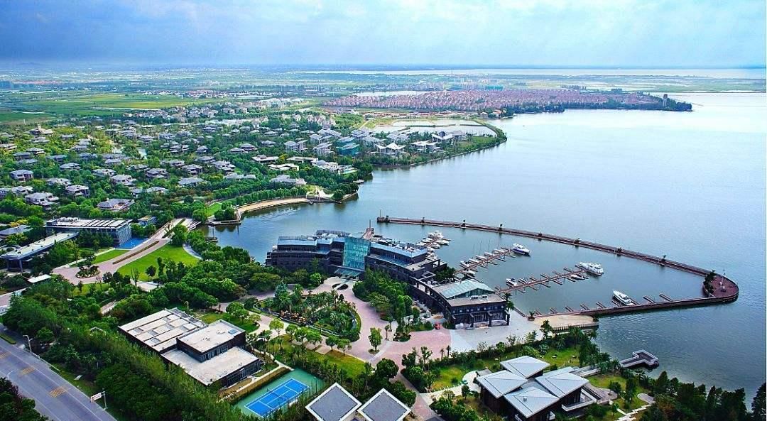  2000亿|中国经济第一强镇，GDP超过2000亿，不在广东，也不在浙