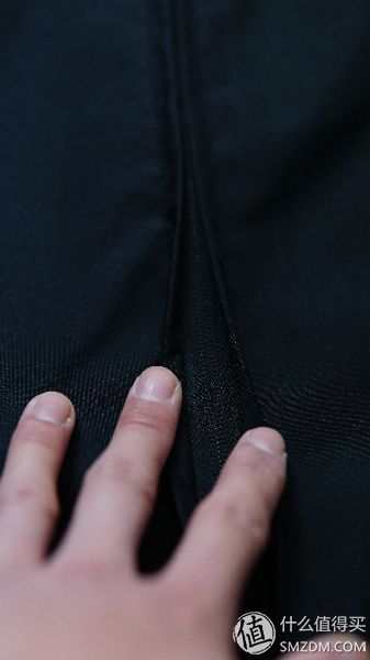 便宜量足的大容量行李箱:网易严选28寸pc铝框拉杆箱