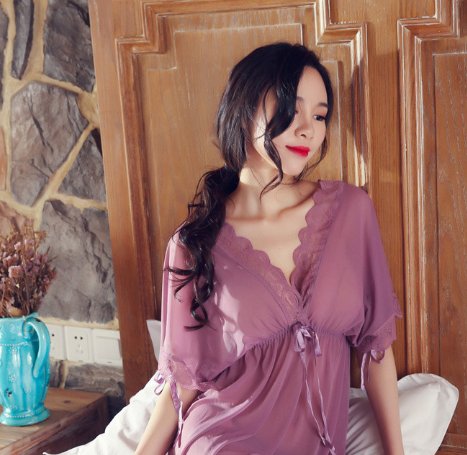 女人裸睡不一定好，在家不想穿太拘束，可以试试这些“薄纱睡衣”