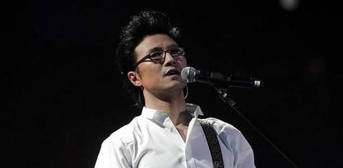 『气质』汪峰第三任妻子康作如近照:40岁气质出众,曾公开斥责汪峰不忠