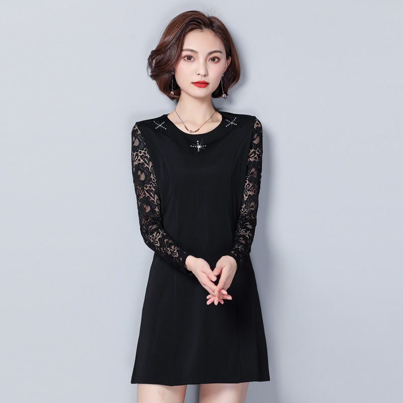 今年流行的秋装，大方优雅，聚会逛街全搞定，时髦端庄有韵味