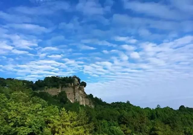 比玩水凉快！成都周边9大避暑溶洞，带你感受16℃的地心旅行！