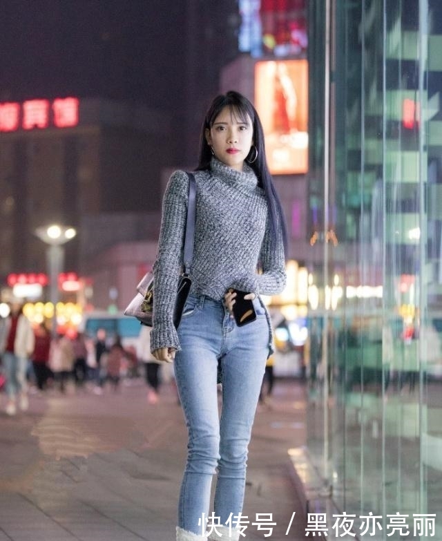 性感:街拍:妹子穿着整洁时尚,散发迷人性感的气质