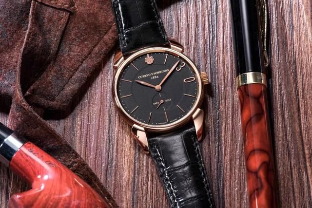 男人月薪5万没存款，一定是中了这几款表的毒！