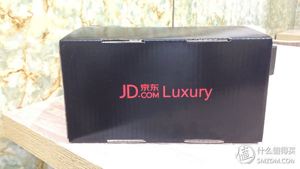 礼物秀 篇一:送给自家女王的七夕结婚纪念日玫瑰金-Folli Follie