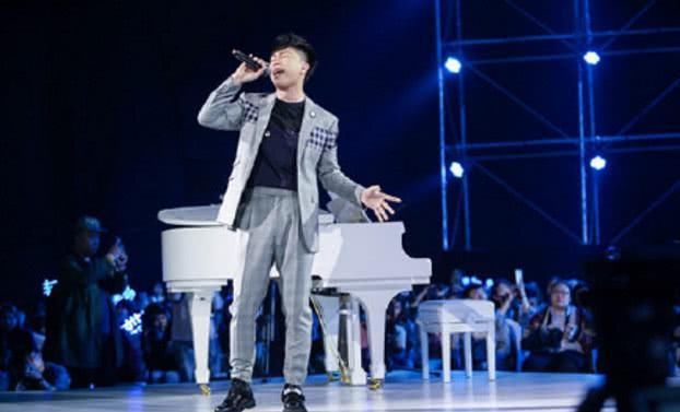 胡彦斌方面回应和王莫涵恋情传闻，工作人员：假的