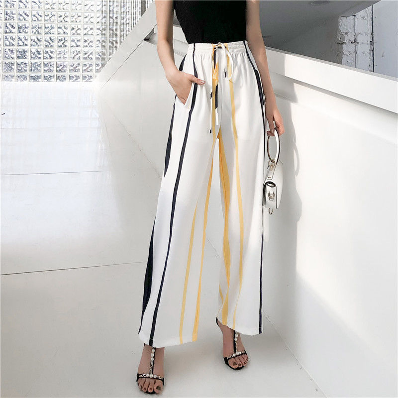 会打扮的女人，都不穿裙子了!穿一身，高挑阔腿裤，美的无与伦比