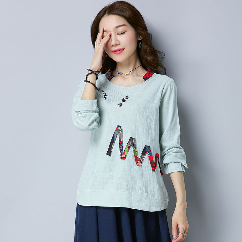 别看婆婆52岁，眼光却贼好!新买的棉麻装+阔腿裤，人人夸她美