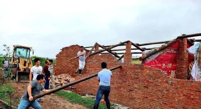  [农村]国务院发出“4大死令”：整死农村，75％农民坐牢，不听劝