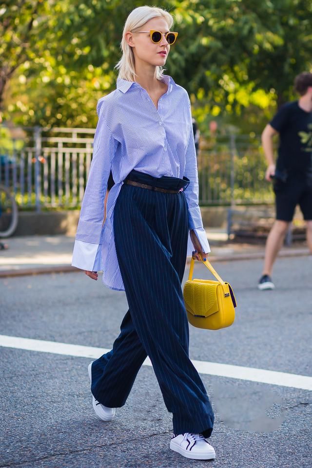 吊带阔腿裤秒杀牛仔裤，纸袋裤才是今秋最火的裤装！