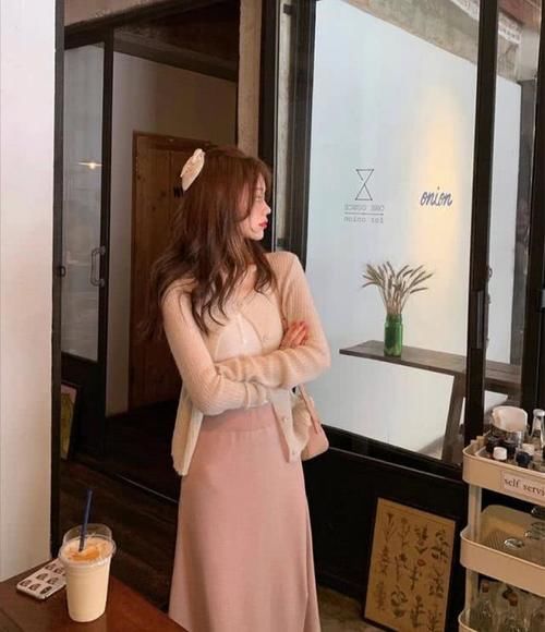  『体现出来』甜美小姐姐很喜欢的舒服穿搭，减龄洋气又百搭，轻松塑造女神范儿