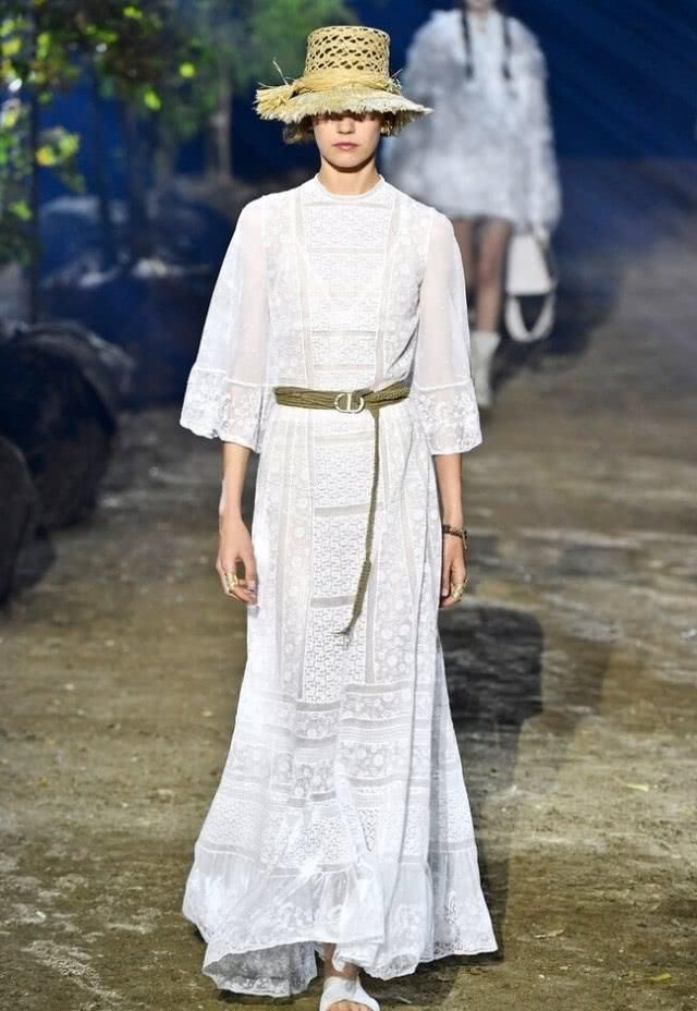  [衣着]2020年您如今能够 刚开始衣着的7个春天服装