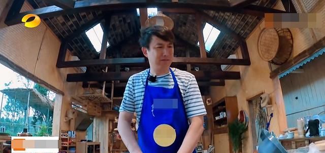 『黄晓明的作』黄晓明太惨了!刚来“蘑菇屋”就遇上下冰雹,这是自带“剧本”啊