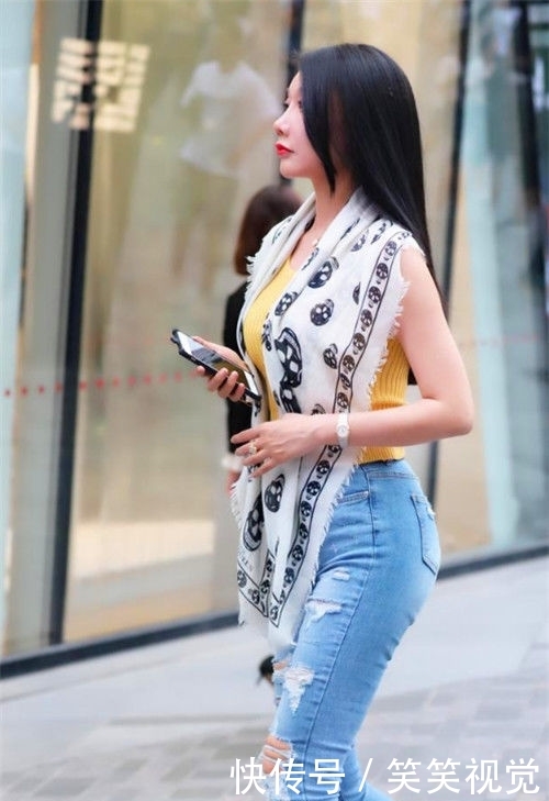 「仙女」街拍:羞涩可人的小姐姐,仙女气质十足,哪一位最美