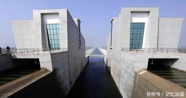 中国太疯狂了？黄河底下又一超级工程，美国直言：不愧是基建狂魔