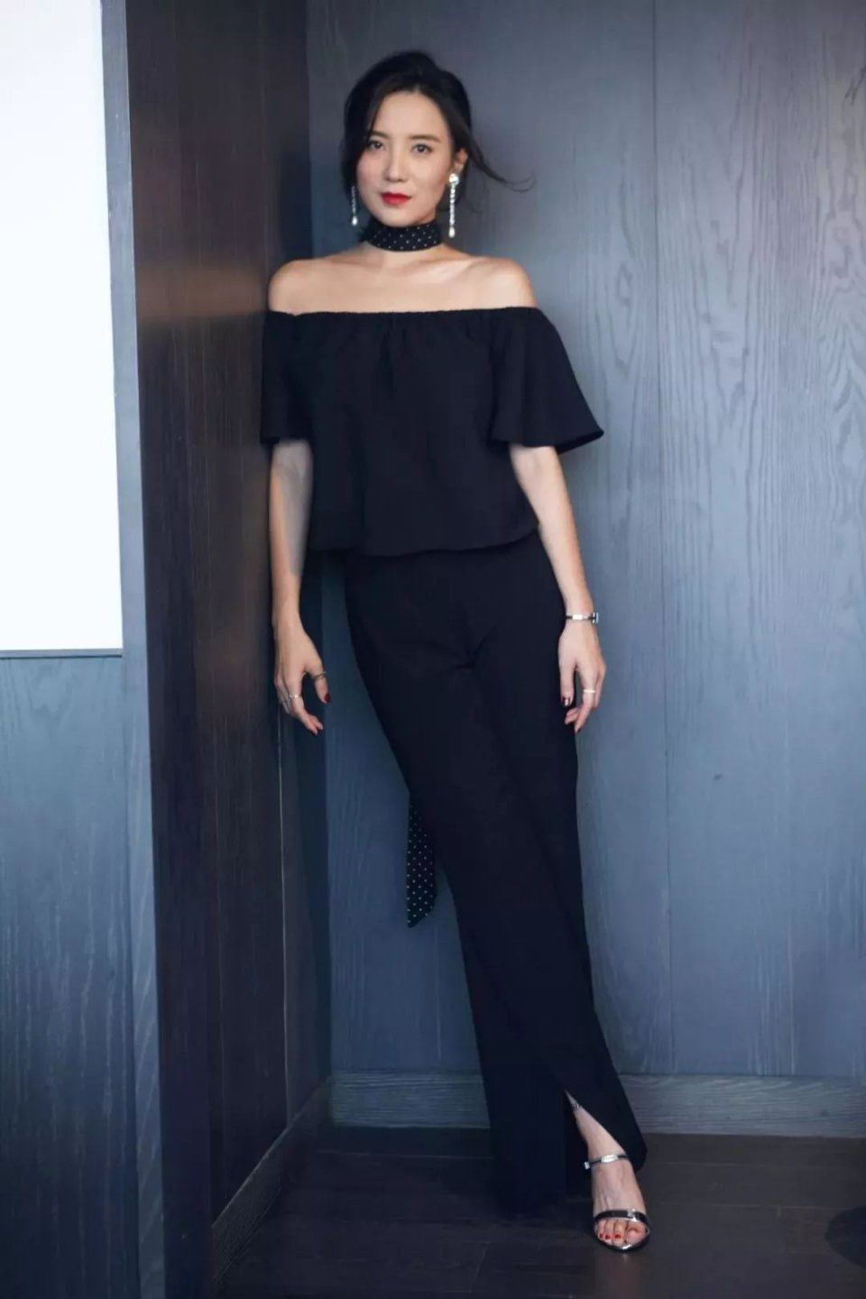 王菲不止一次Pick了这条裤子，原来是因为......