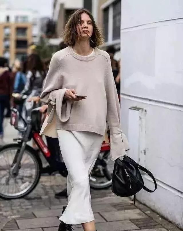  【春天】外套里面穿什么?4种内搭套路请记住,可以让你时髦一整个春天!