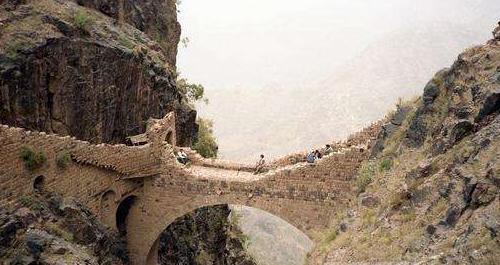 世上最神秘的桥:建在峡谷间,没有桥墩,建造之谜400年来未解