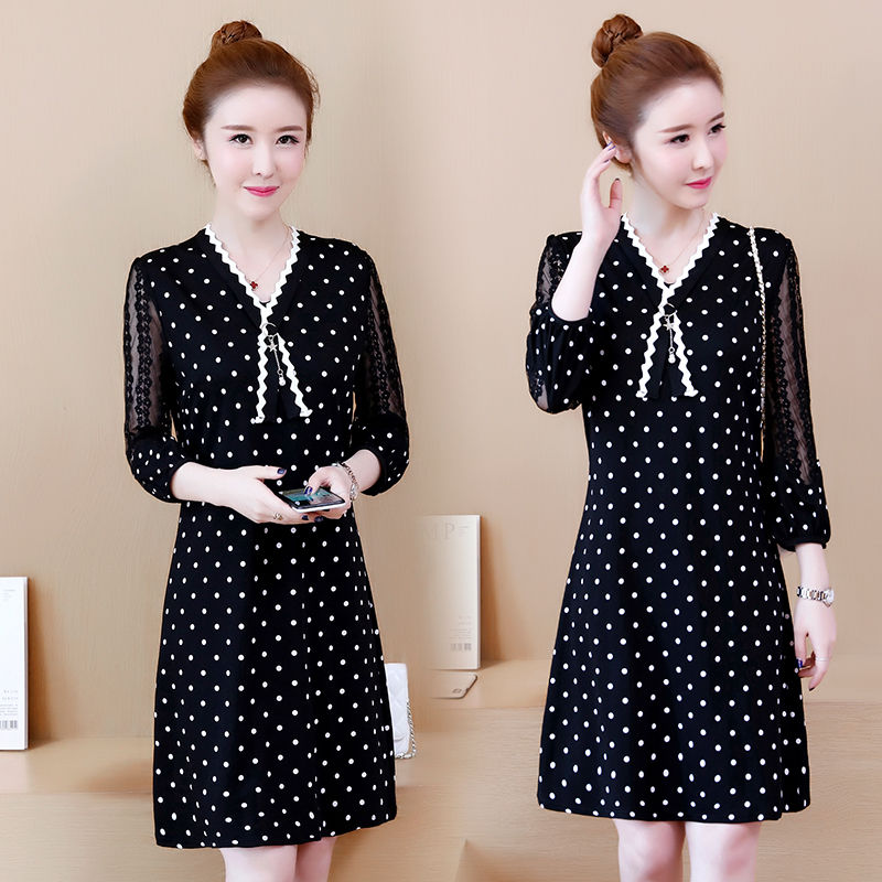 不瞒你说，胖媳妇换上这大码装，遮肉又挡胯，美的与众不同