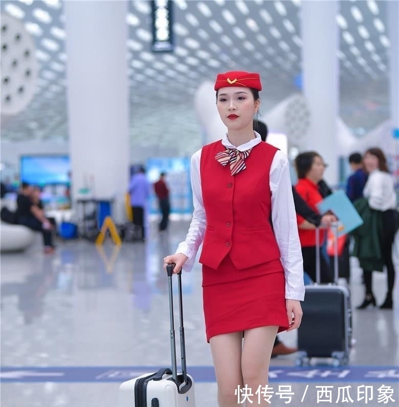 『 迷人』美丽的空姐,靓丽迷人,职业装的魅力