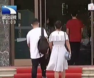 武汉一男子谎称选房有关系,忽悠46万“茶水费”,不少人已经上当!