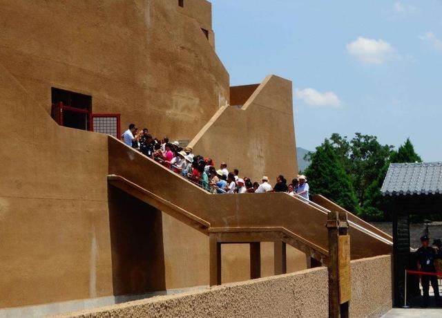 陕西这一文化园区投资7亿建成,以奇葩方式走红,却引发网友吐槽