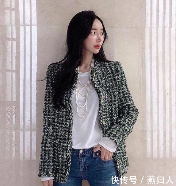  「个性」牛仔裤增添时尚色彩，简约又衬托魅力，展现出你的的独特个性