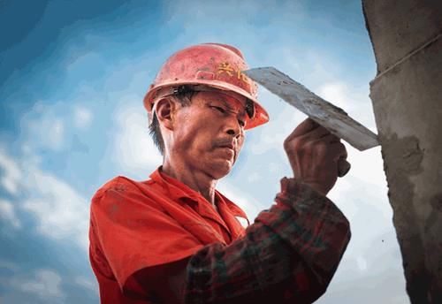  「买房」当初使劲往城市挤，花高价买房的农民，为何现在却想“